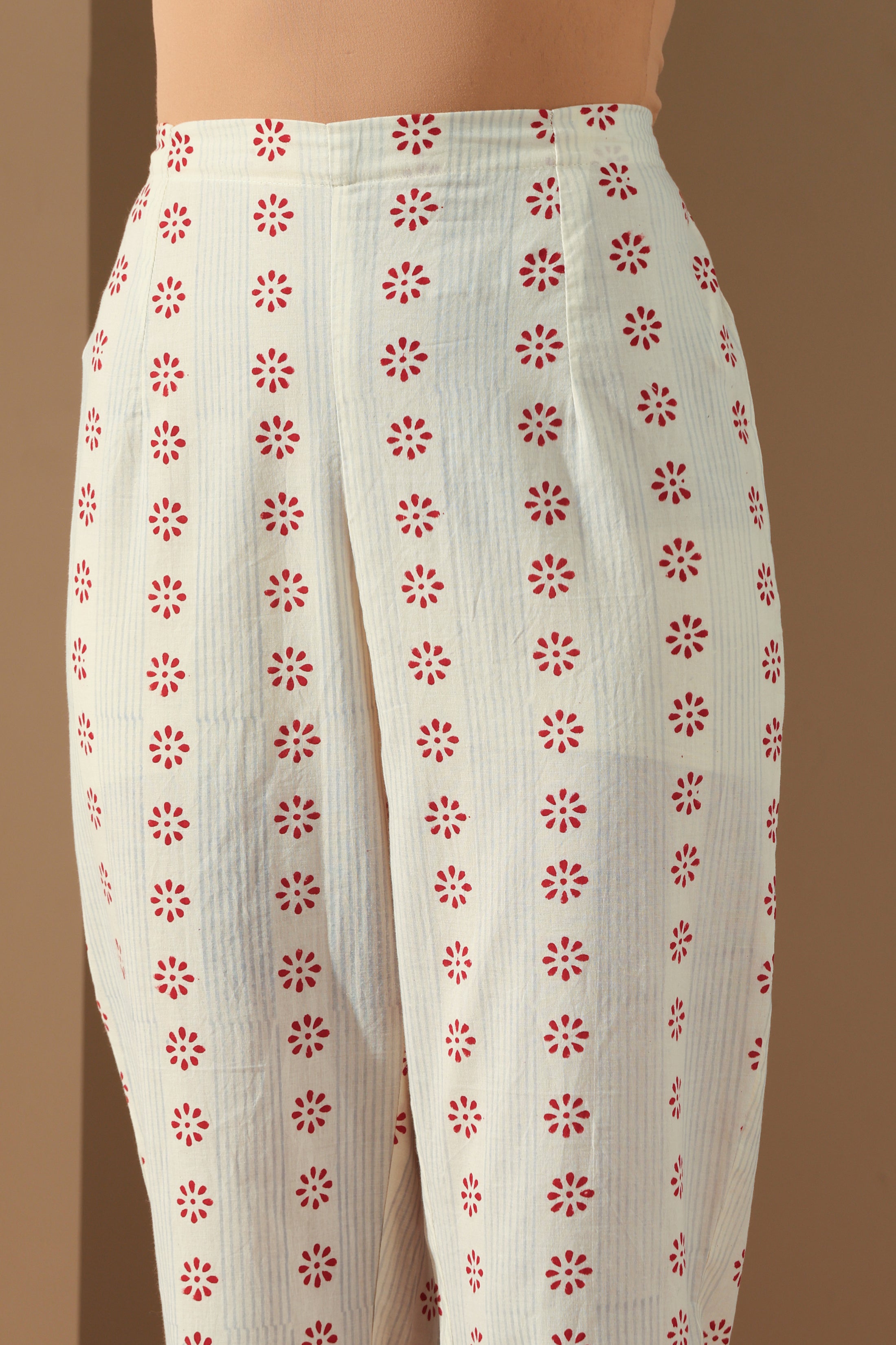 Ivory Gota Patti Embroidered Chanderi Kurta Set of 3