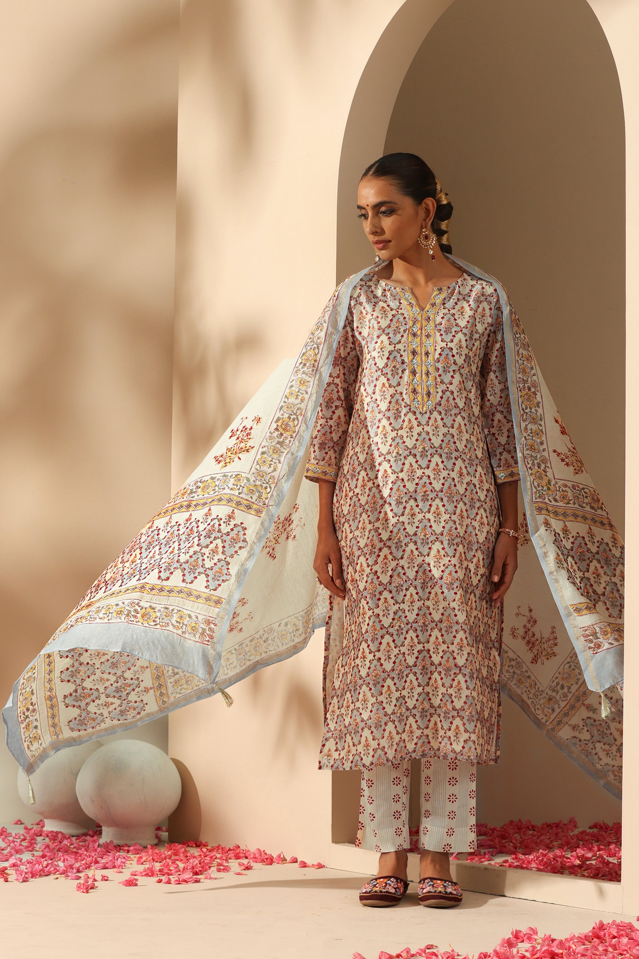 Ivory Gota Patti Embroidered Chanderi Kurta Set of 3