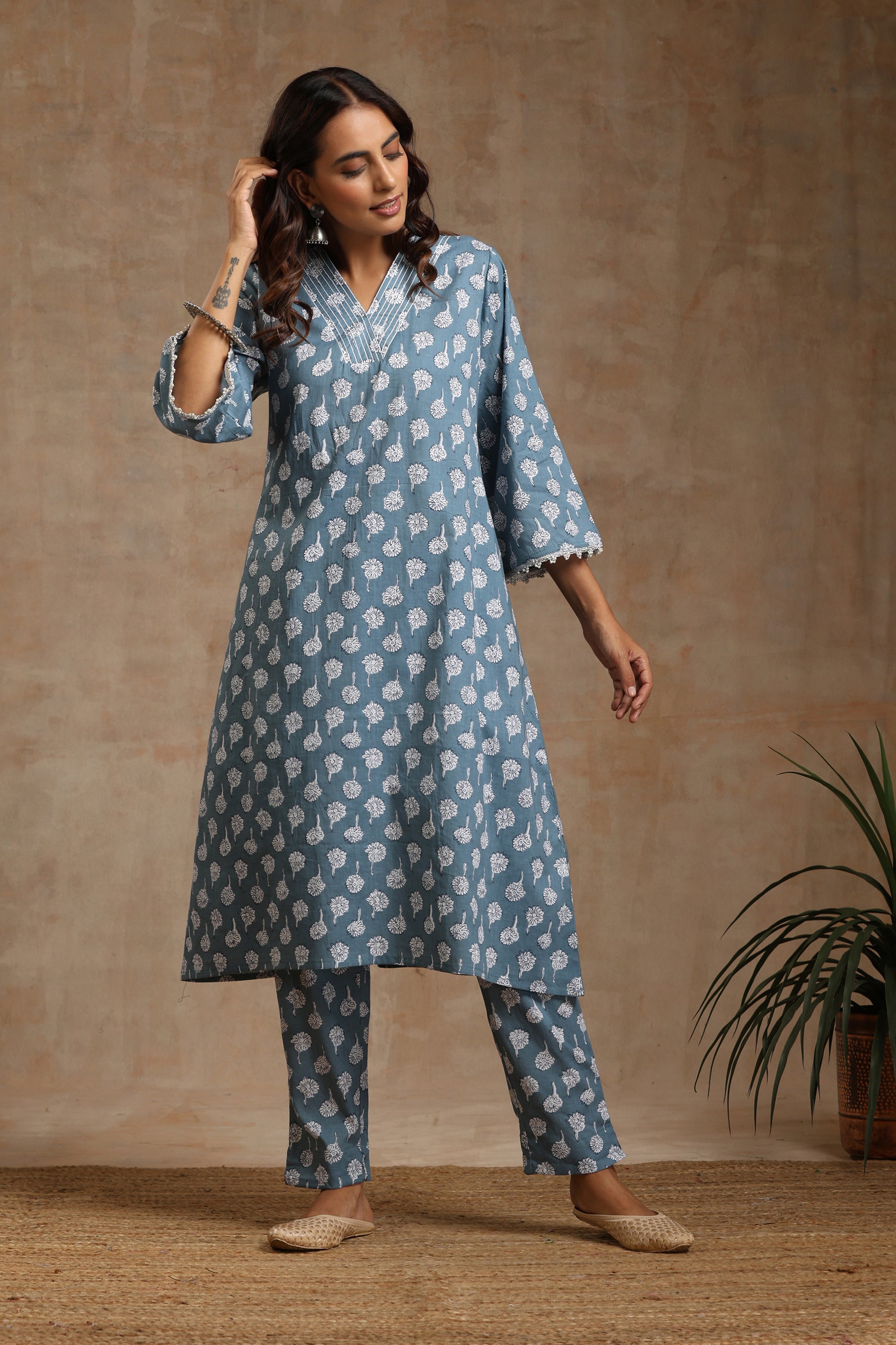 Grey Carolina Kurta Set of 2