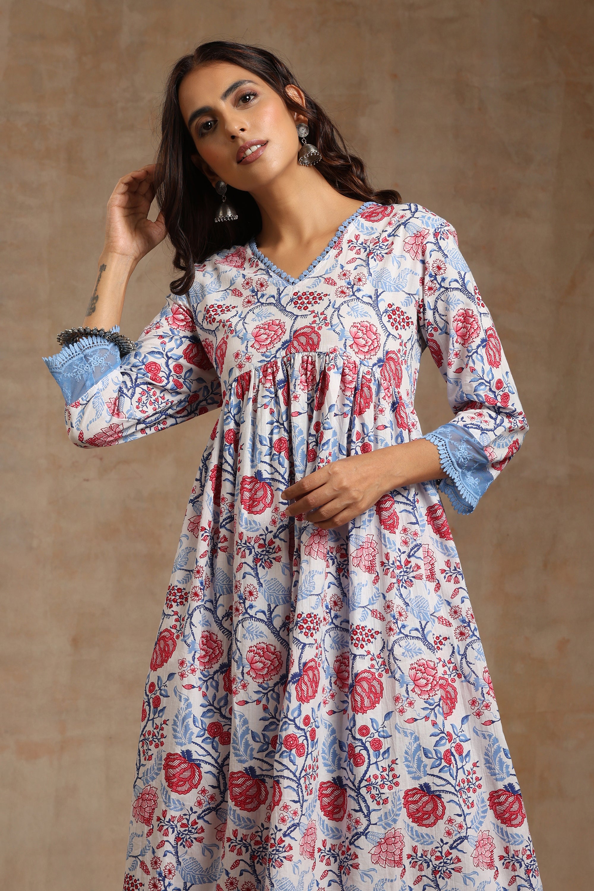 Blue Magnolias Floral Kurta Set of 2