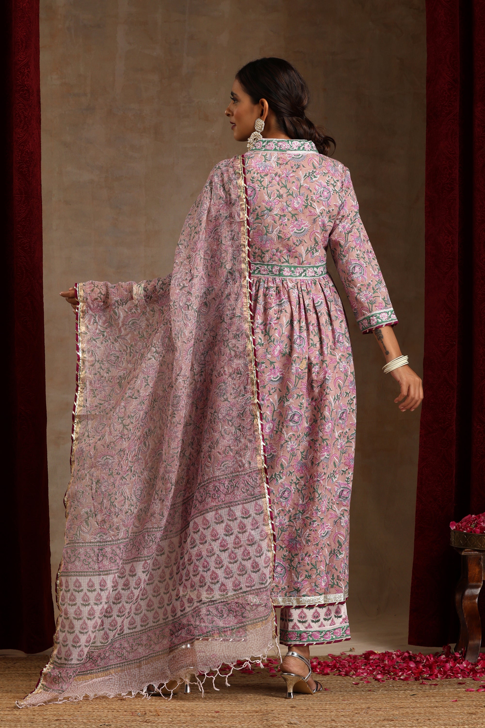 Lilac Bloom Embroidered Kurta Set of 3