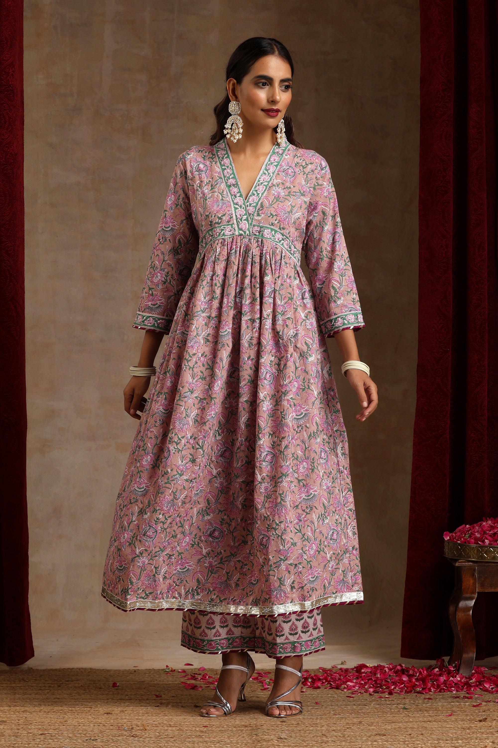 Lilac Bloom Embroidered Kurta Set of 3