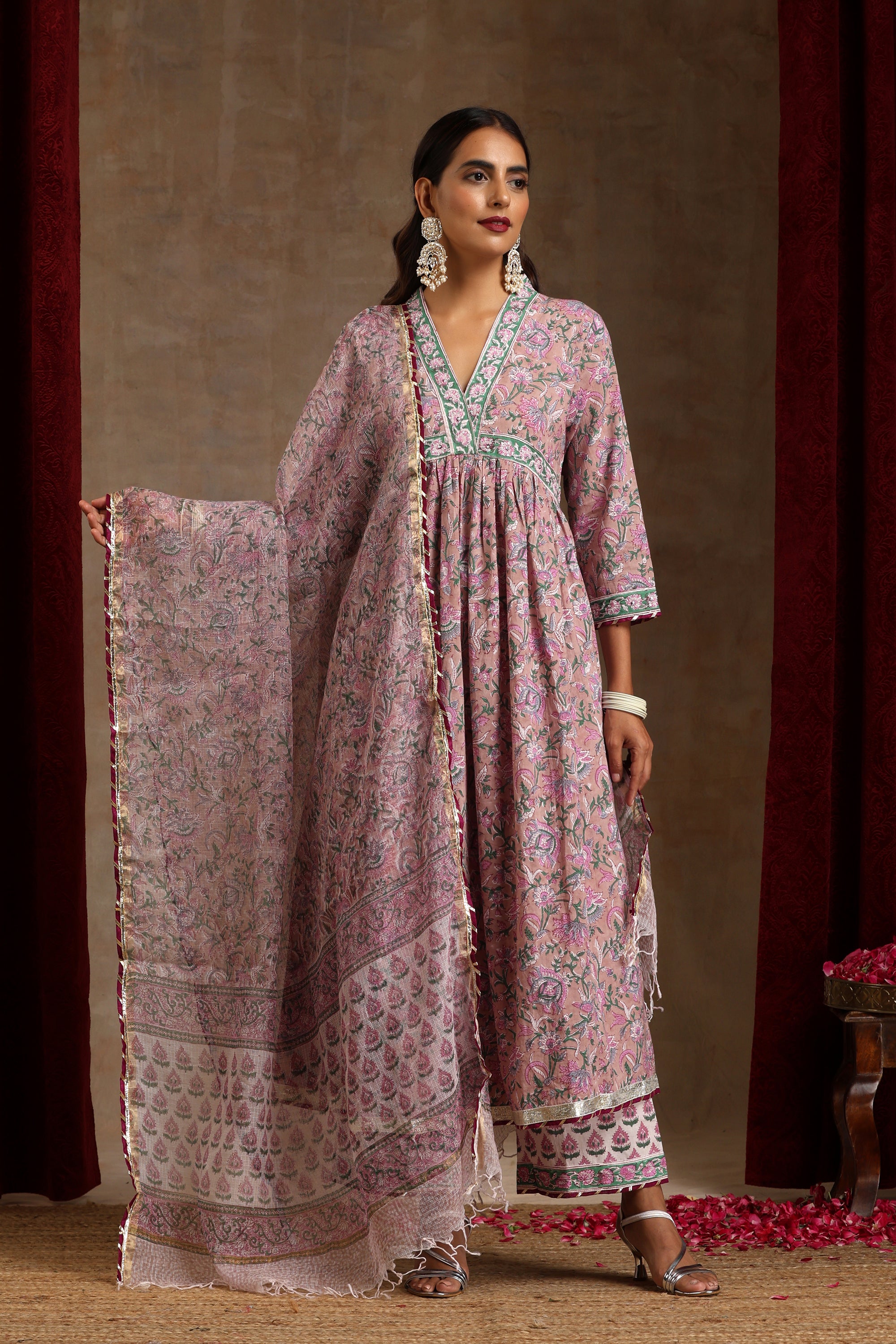 Lilac Bloom Embroidered Kurta Set of 3