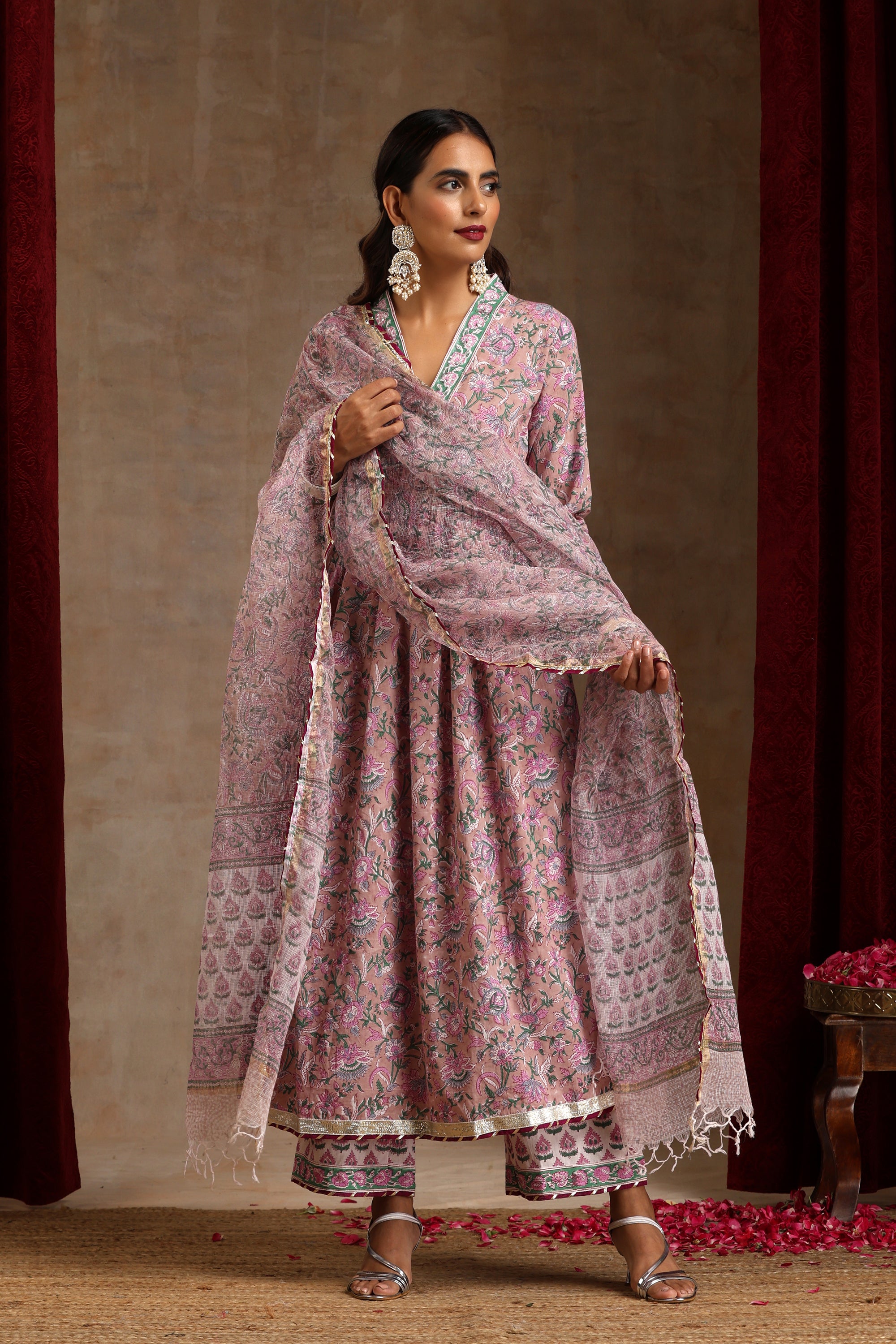 Lilac Bloom Embroidered Kurta Set of 3