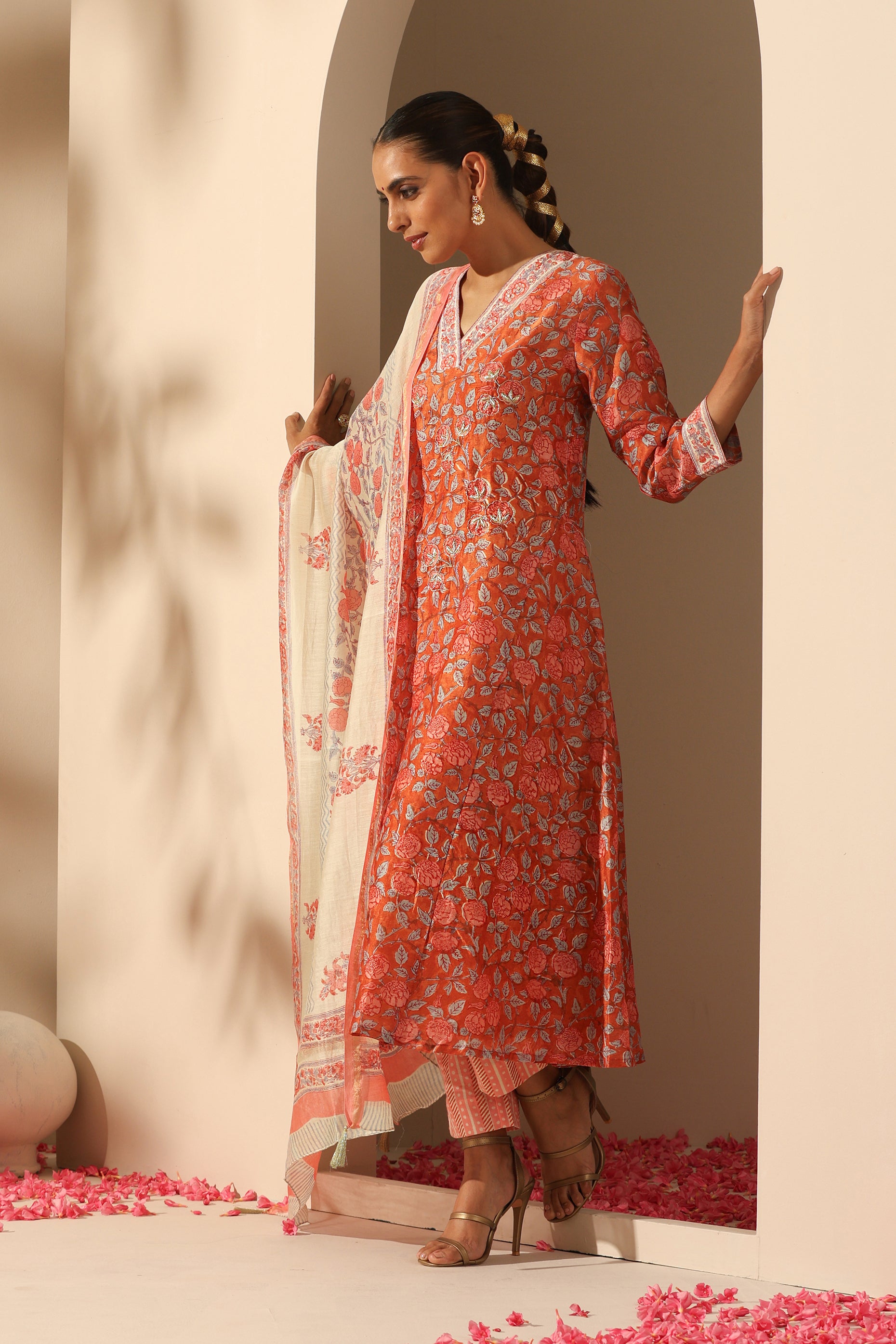 Rust Floral Zardozi Embroidered Chanderi Kurta Set of 3