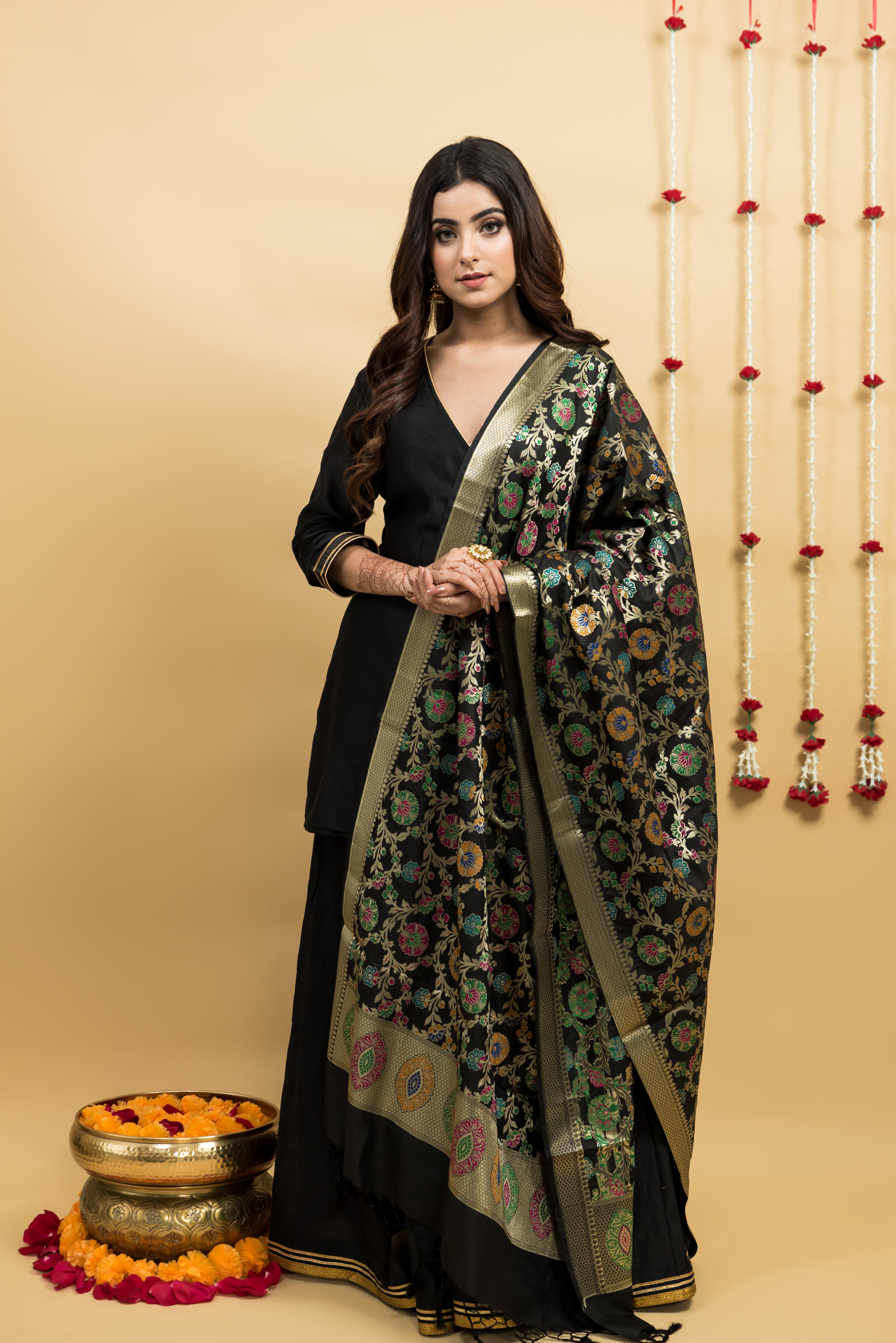 Black Zari Banarasi Dupatta with Meenakari Jaal