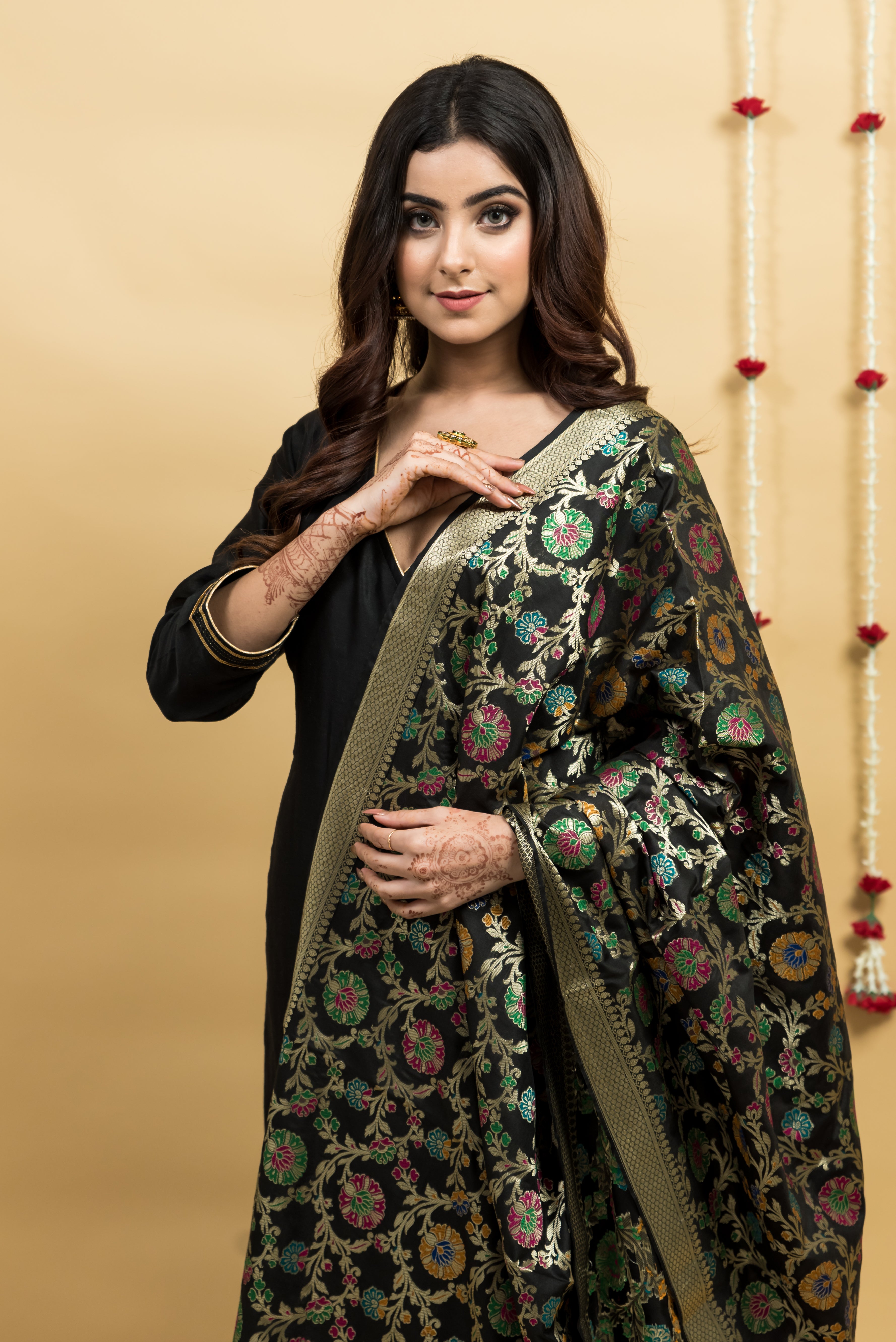 Black Zari Banarasi Dupatta with Meenakari Jaal