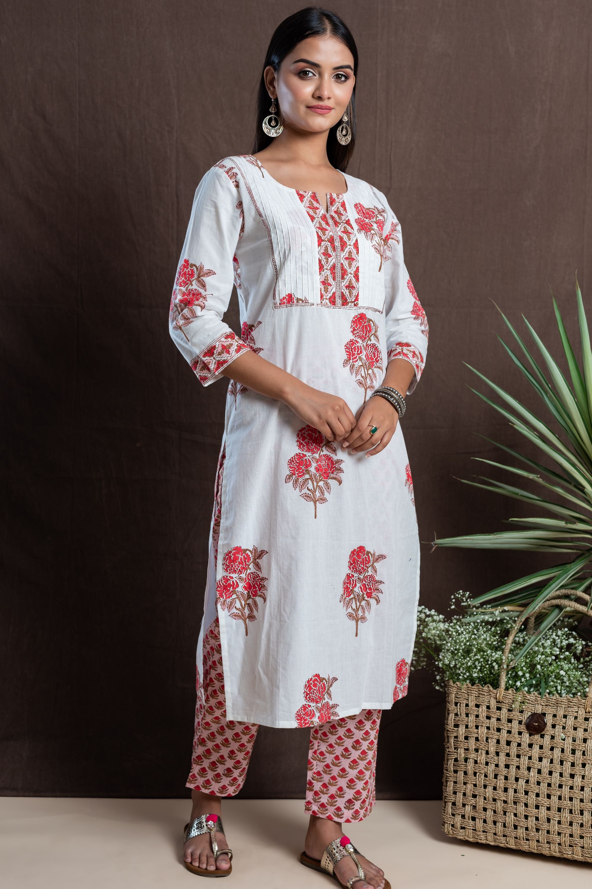 Rose Bloom Pintuck Kurta Set of 2