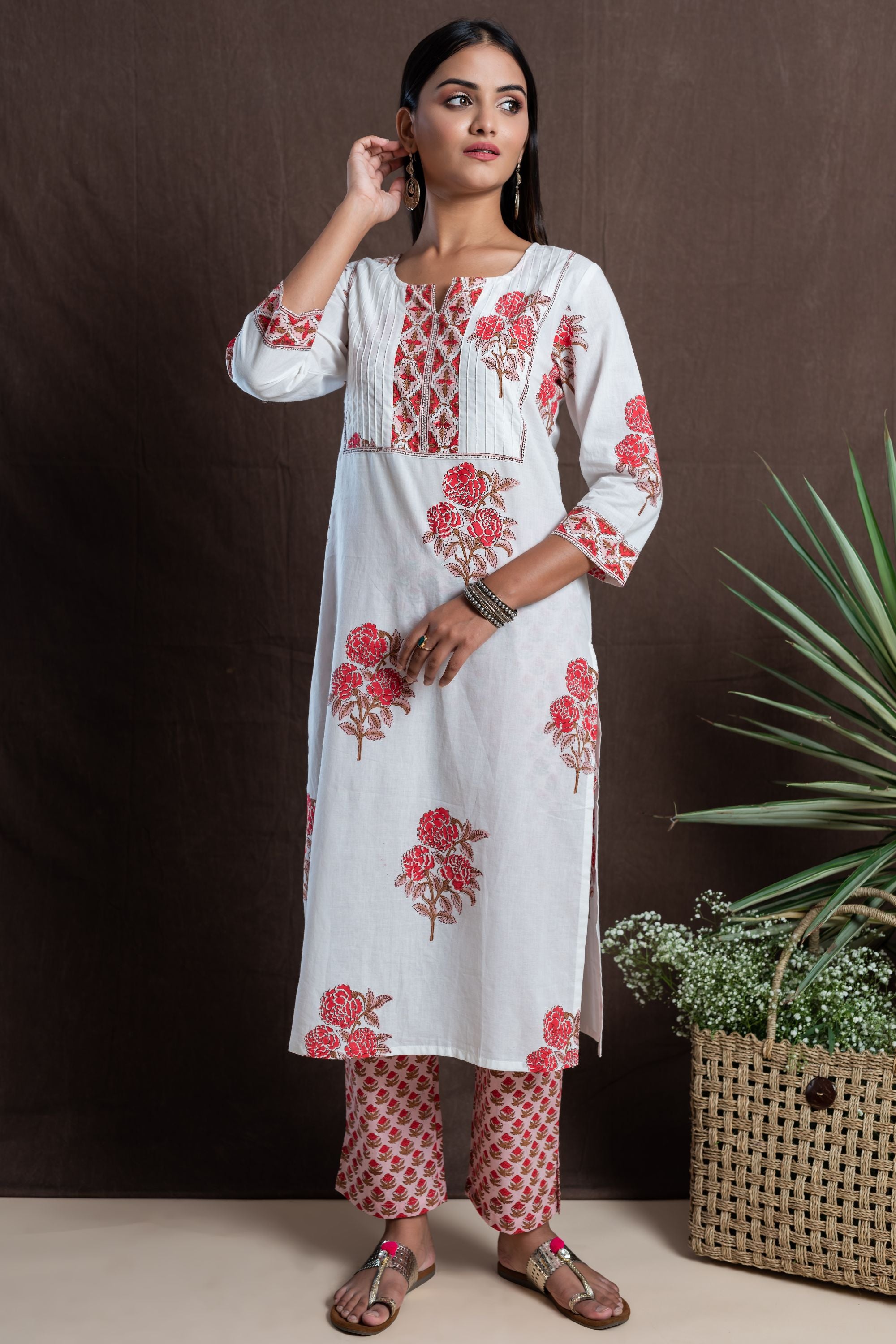 Rose Bloom Pintuck Kurta Set of 2