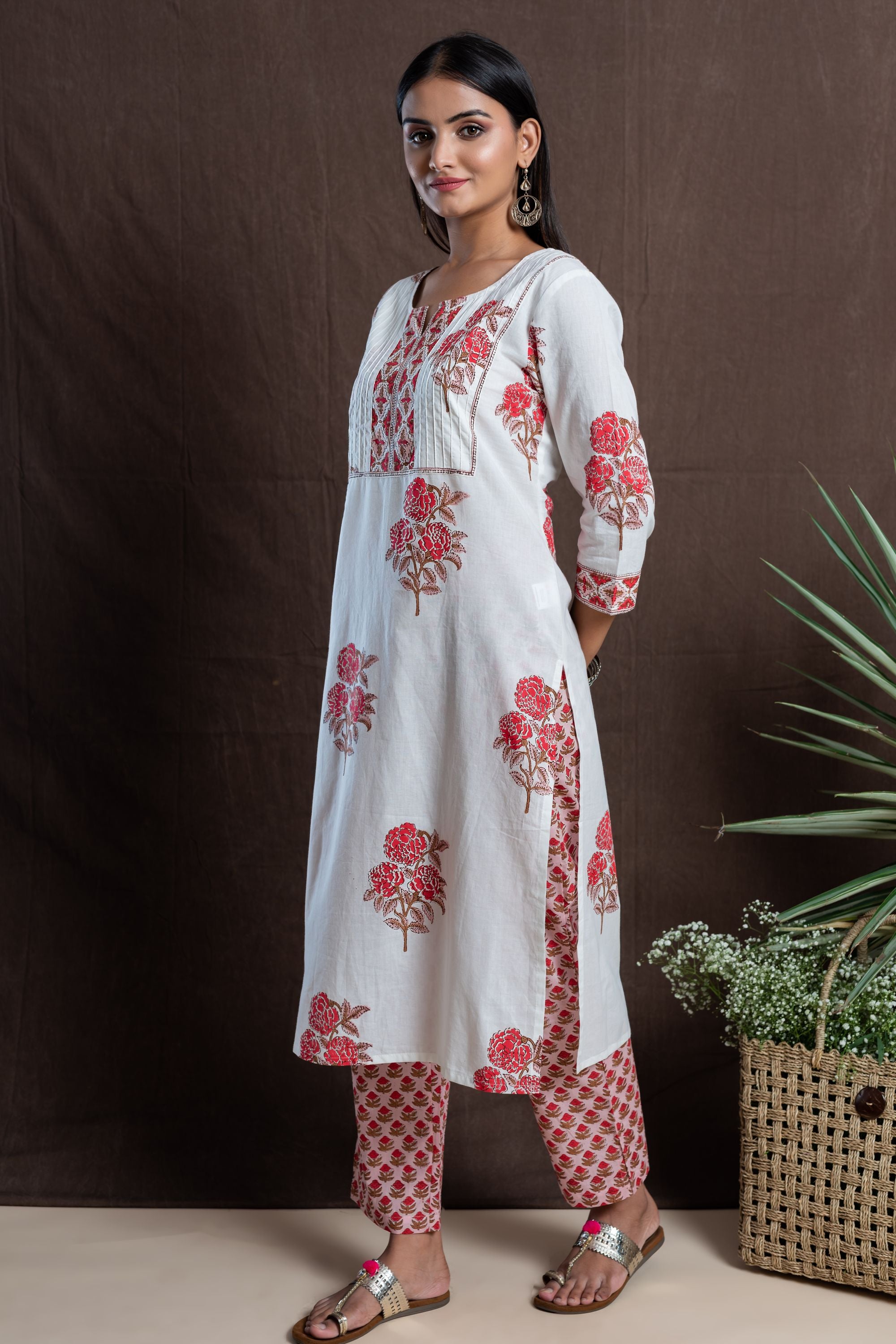 Rose Bloom Pintuck Kurta Set of 2