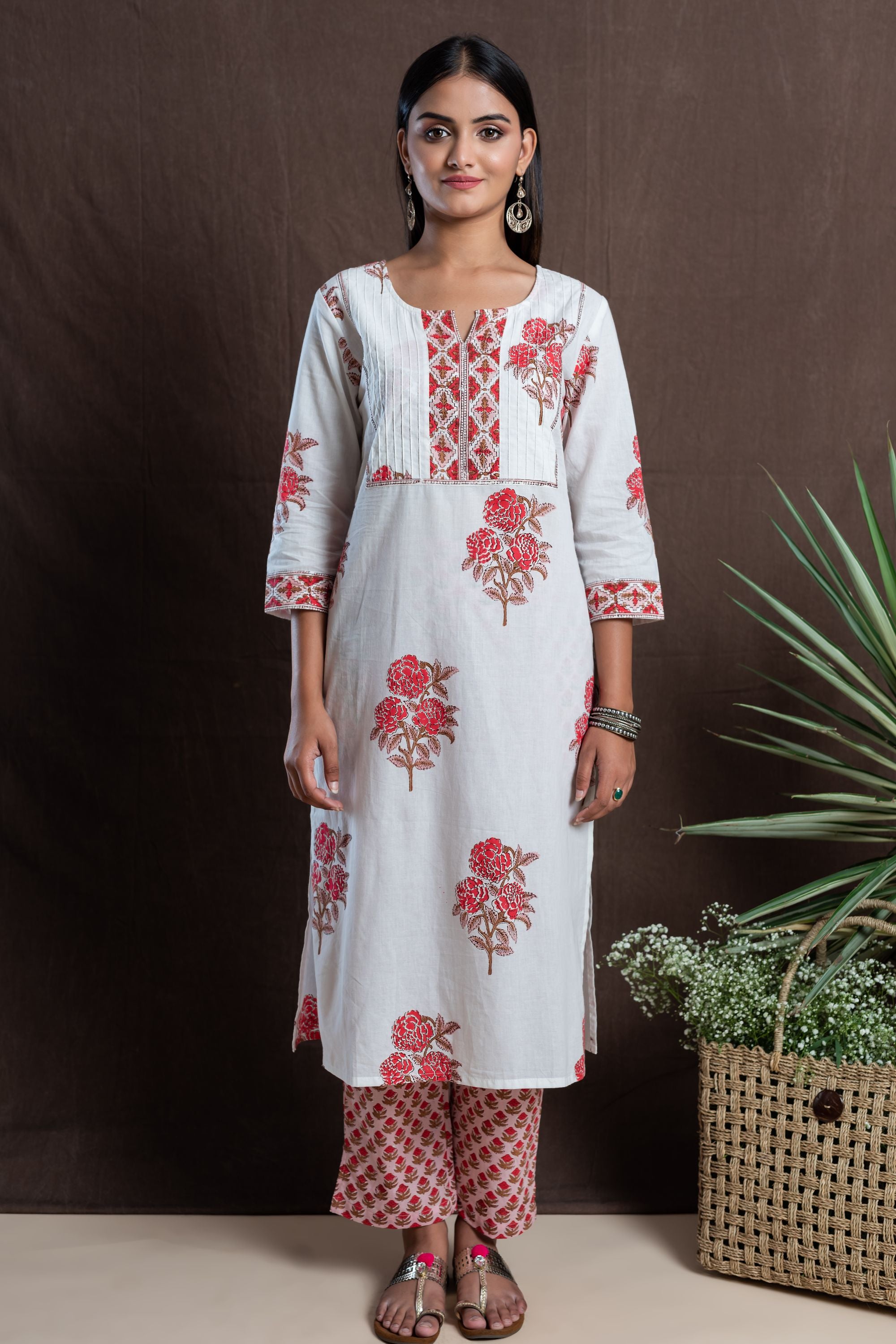 Rose Bloom Pintuck Kurta Set of 2