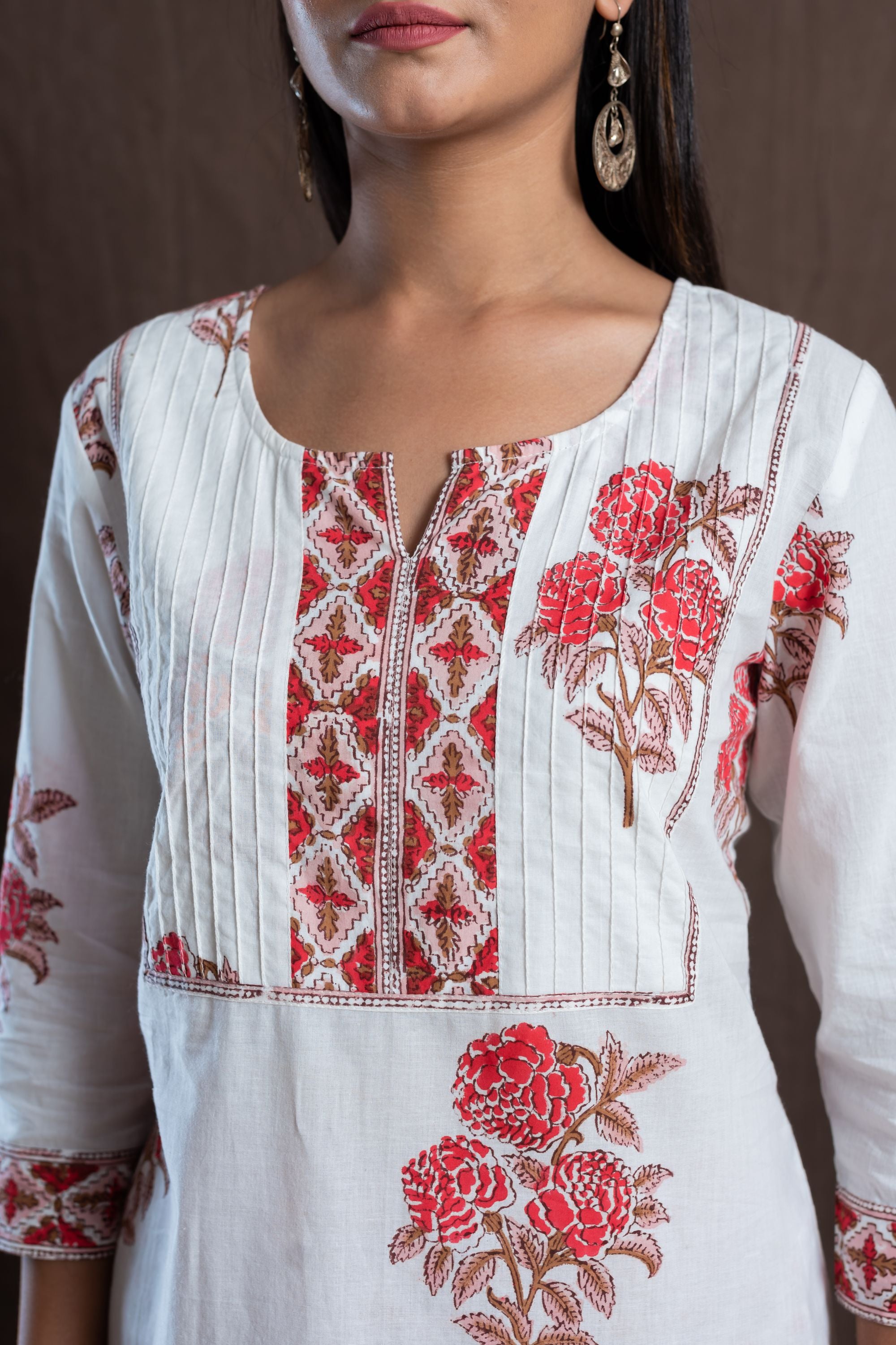 Rose Bloom Pintuck Kurta Set of 2