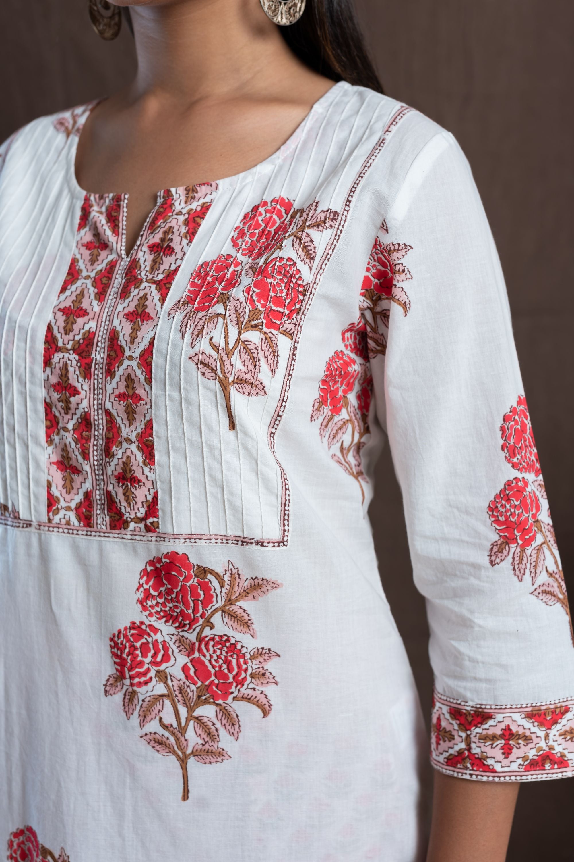 Rose Bloom Pintuck Kurta Set of 2