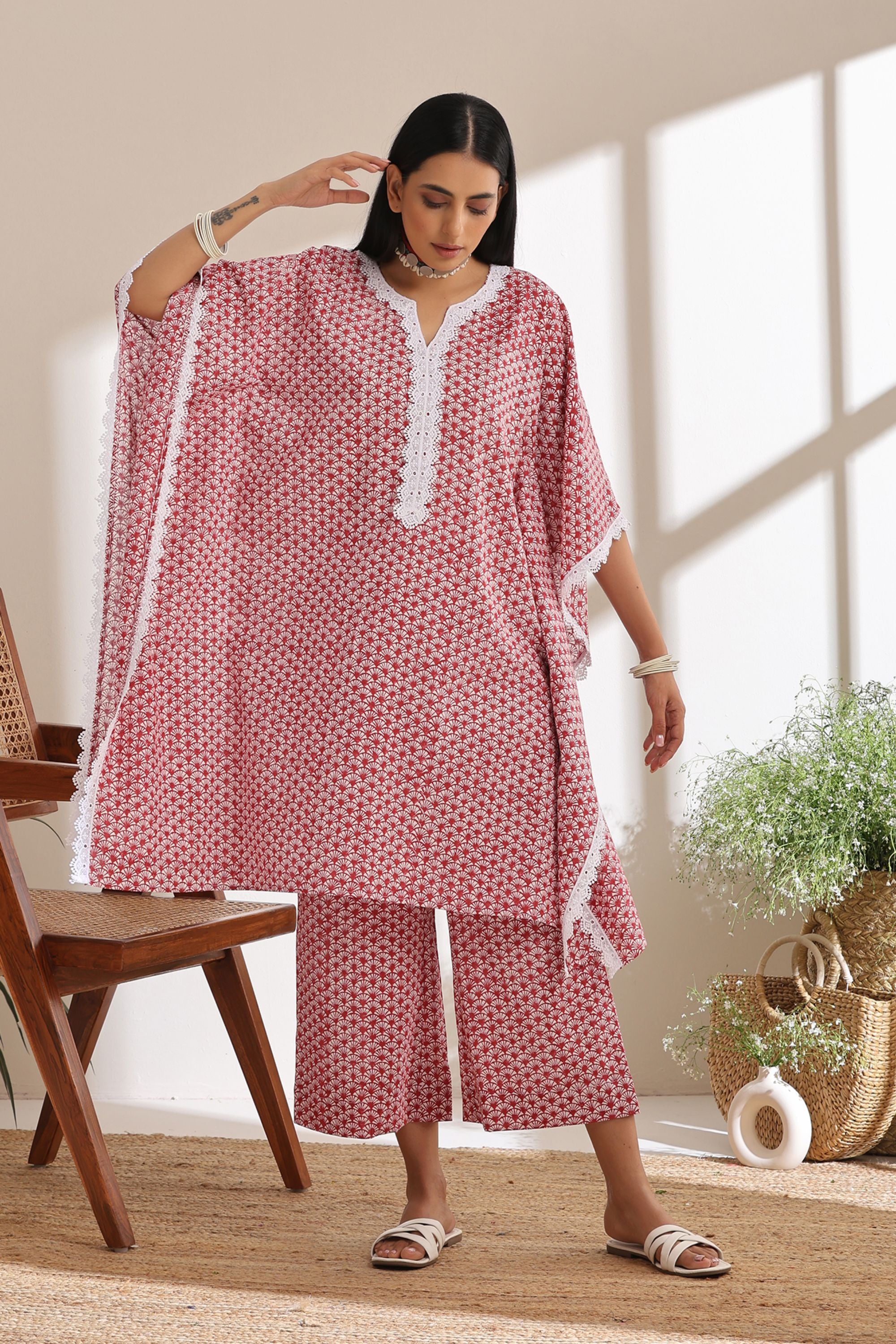 Ruby Red Kaftan Set of 2