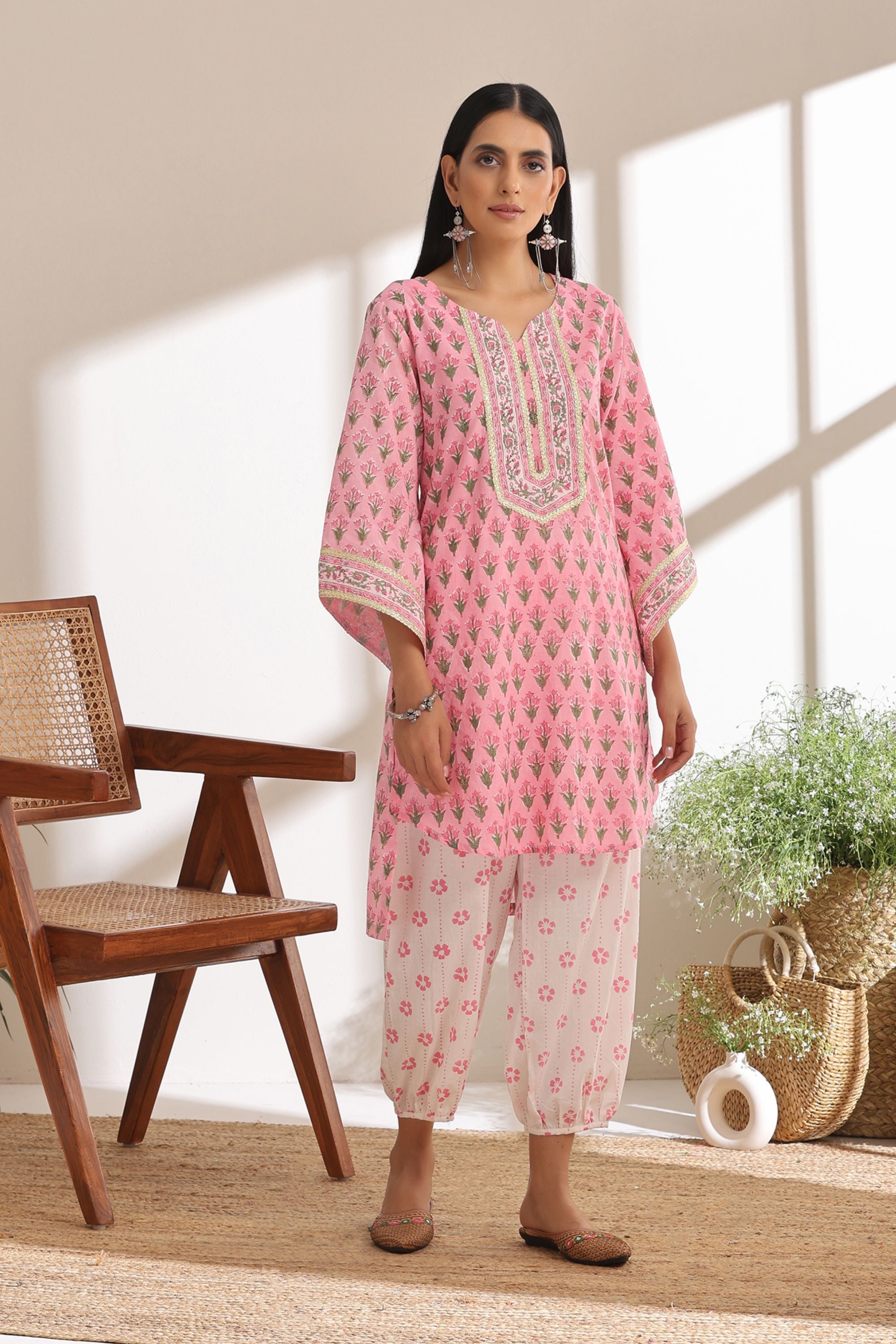 Taffy Pink Short Kurta Set of 3