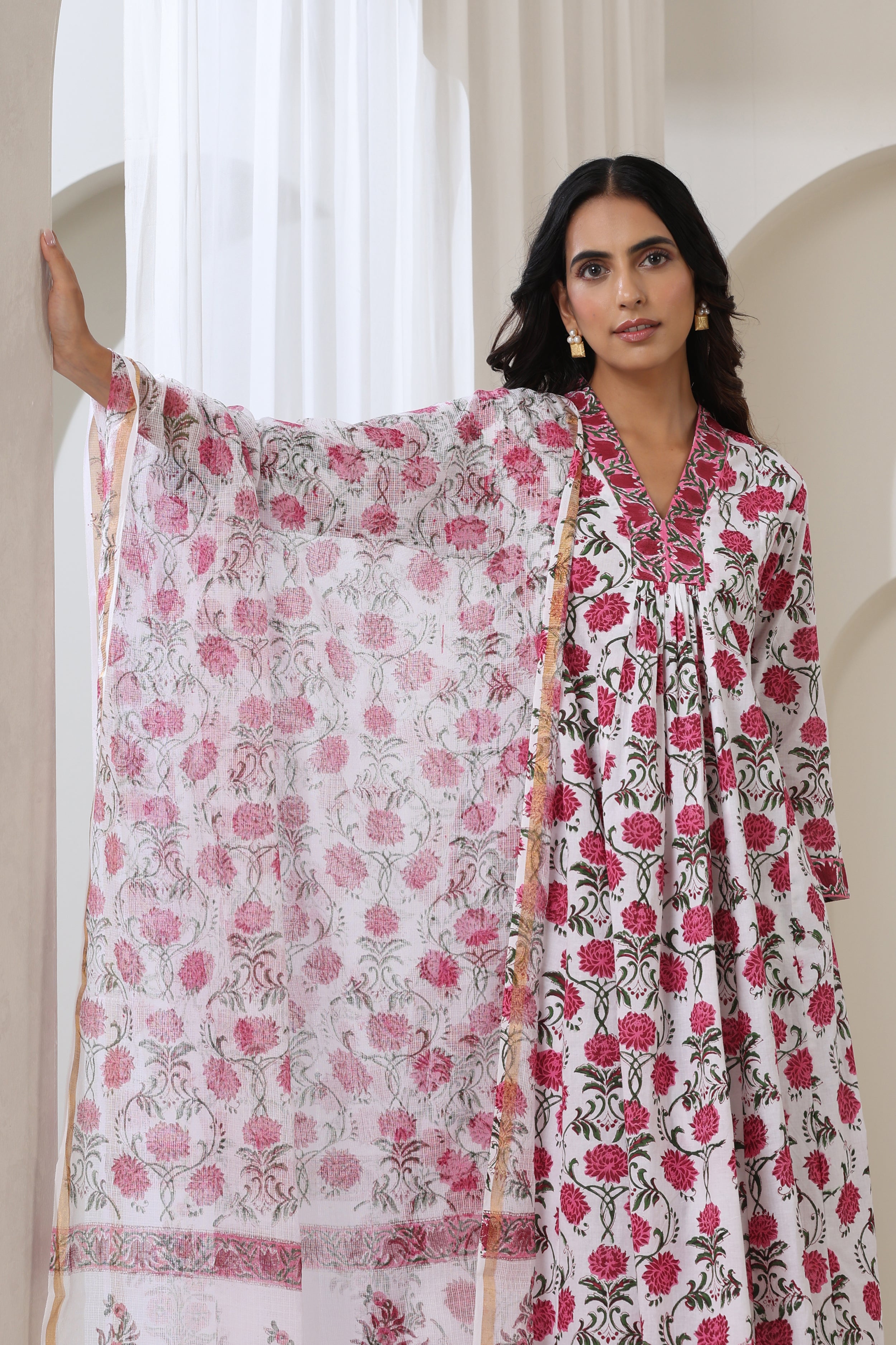 Pink Zinnia Kurta Set of 3