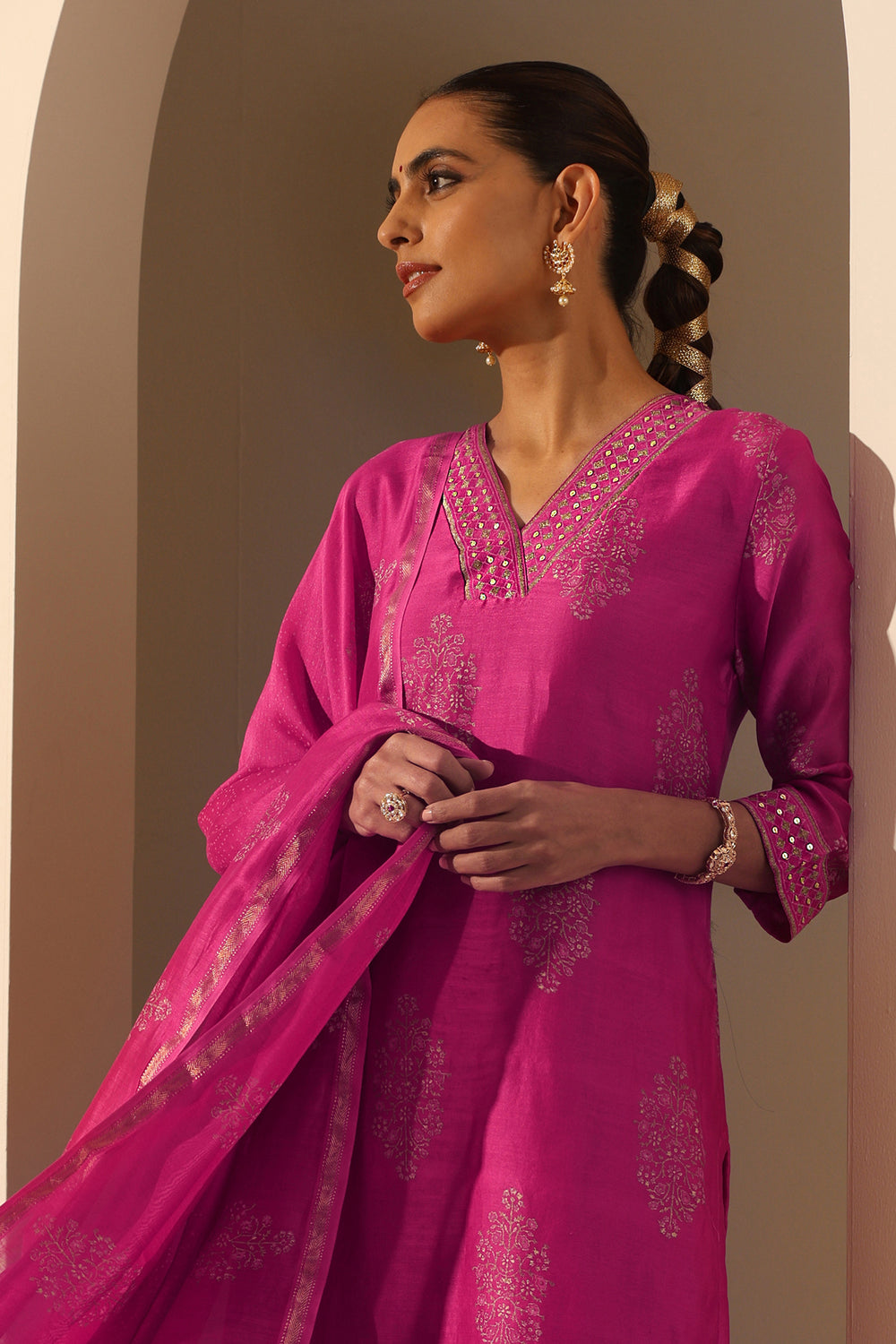 Murraya | Viva Magenta Embroidered Chanderi Kurta Set